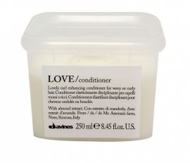 Davines Essential Haircare LOVE/conditioner, lovely curl enhancing conditioner -     (250 )