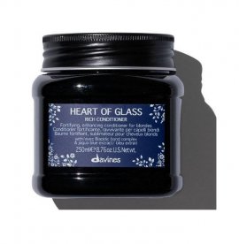 Davines Heart of Glass - ����������� ����������� ��� ������ � ������ ����� (250 ��)